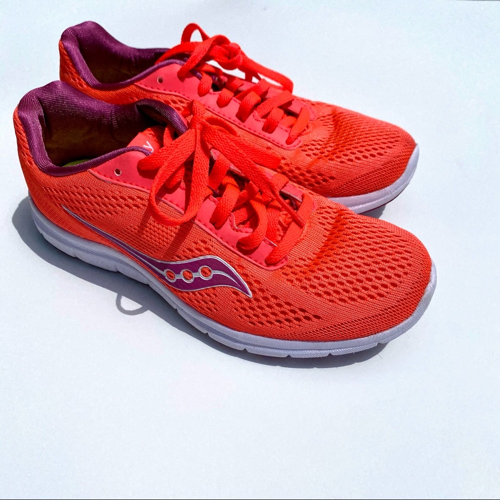 Saucony form2u comfort athletic orange shoes 7